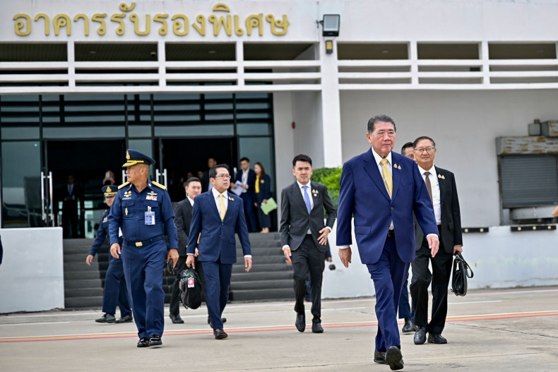 ထိုင်း-ကမ္ဘောဒီးယားအပစ်အခတ်ရပ်စဲရေးထိပ်သီးဆွေးနွေးပွဲ ကွာလာလမ်ပူ (Kuala Lumpur) တွင်စတင်