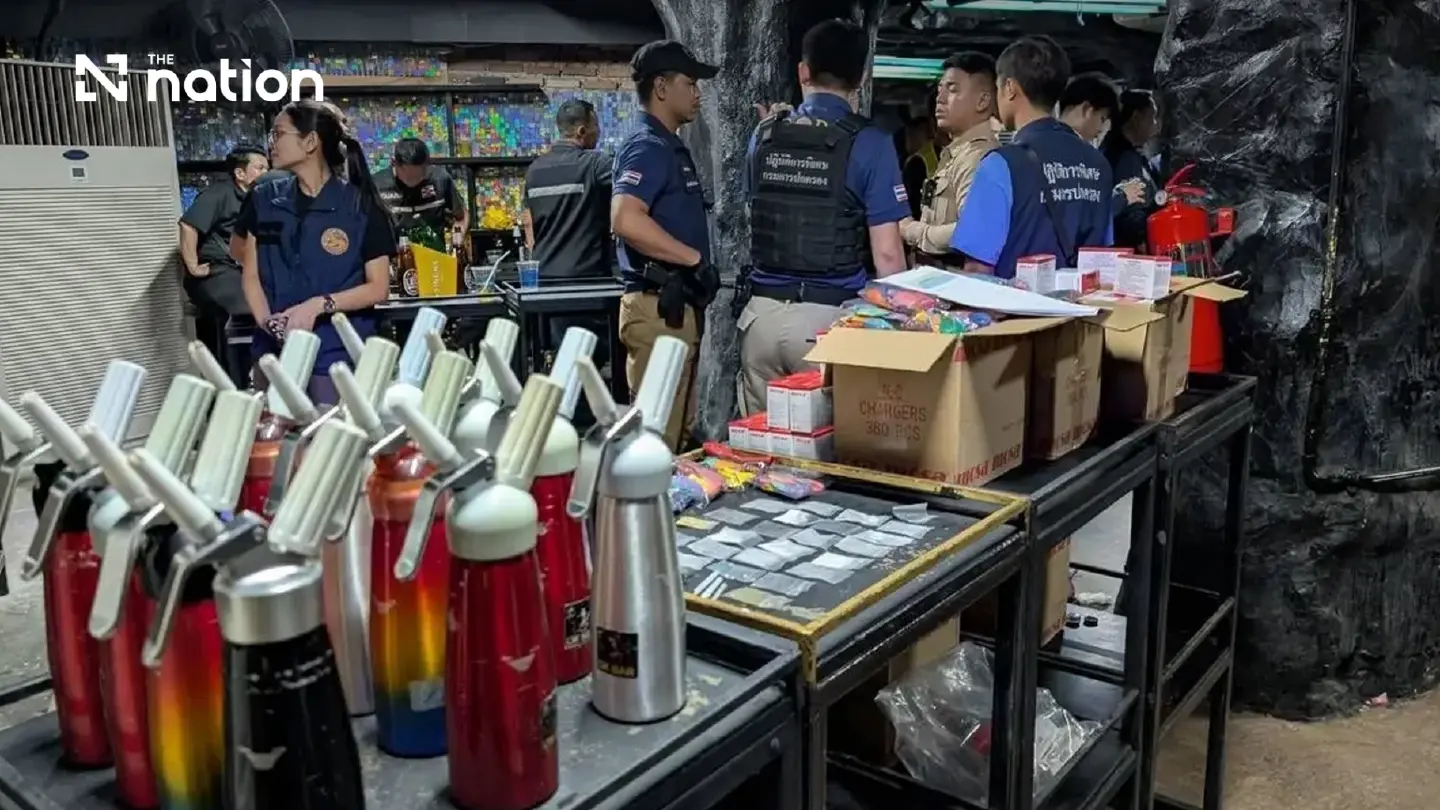 ခေါဆန်လမ်းရှိ OK Bar စီးနင်းခံရ၊ အသက်မပြည့်သူ ၃၀ ဦးနှင့် လစဉ် လာဘ်ပေးစာရင်းများ မိ